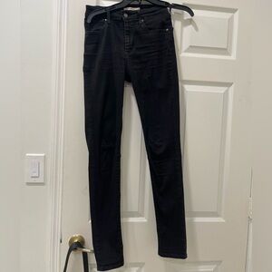 Black Levi’s Jeans